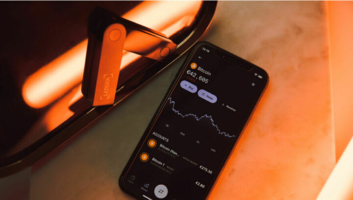 A Comprehensive Review of Ledger Wallet: Unveiling Models and Specifications